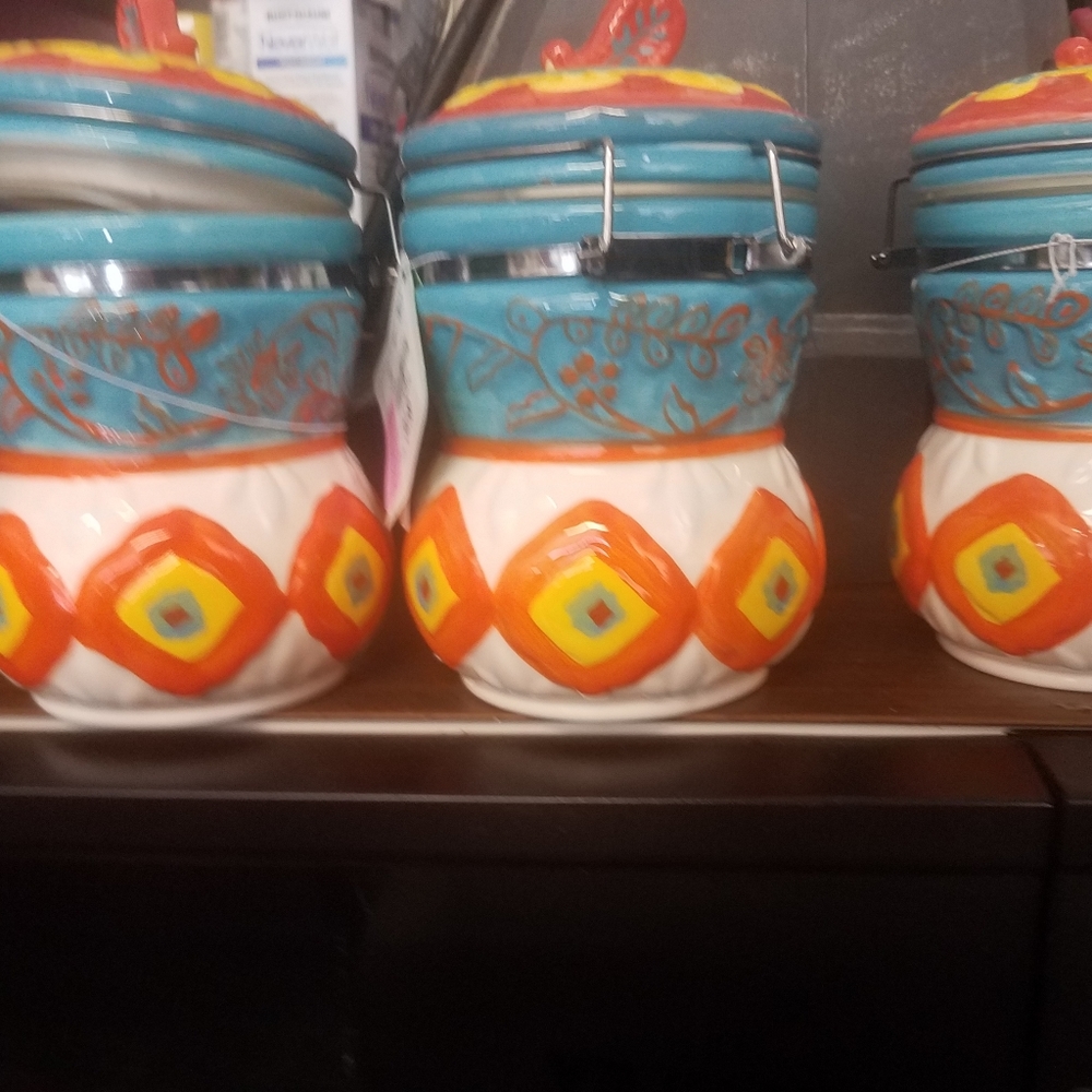 Kitchen container set - Picture 3 of 4
